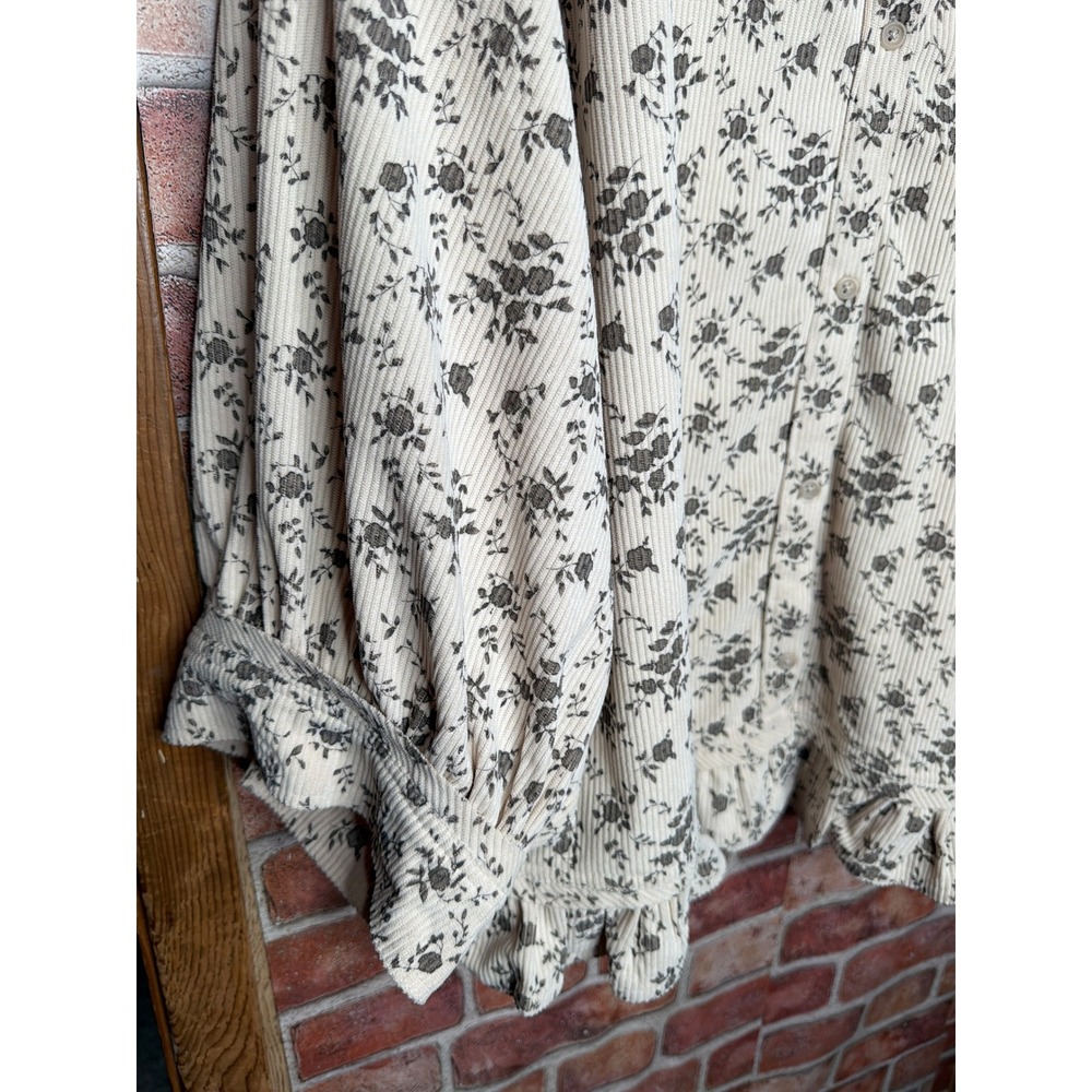 Festi Floral Corduroy Ruffle Hem Button Down Shirt Shacket Cream Grey Size 5 - Picture 5 of 6